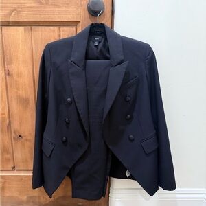 Elegant Black Women's Blazer